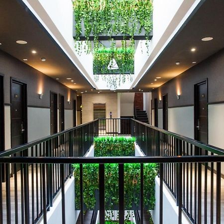 Grand Caman Hotel Bekasi Exterior photo